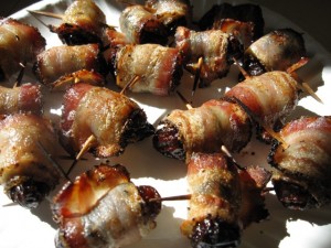 cooked bacon-wrapped prunes cooked bacon-wrapped prunes